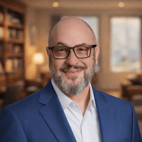 Headshot of Cary Rothschild