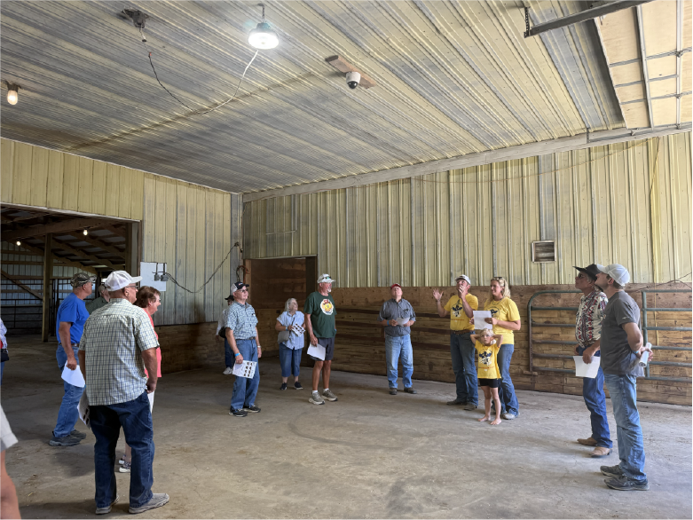 Cattleman Tour - group gathering in shelter
