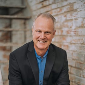 Headshot of Eric Anderson